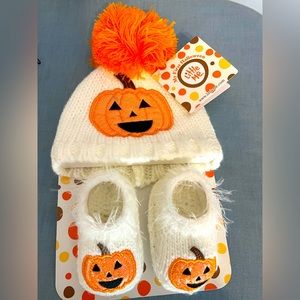 Pumpkin hat and booties set